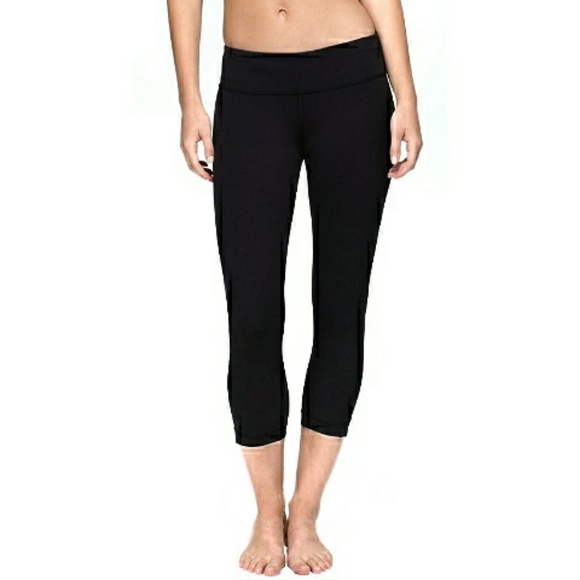 lululemon athletica Pants - Lululemon Journey Crop size 6